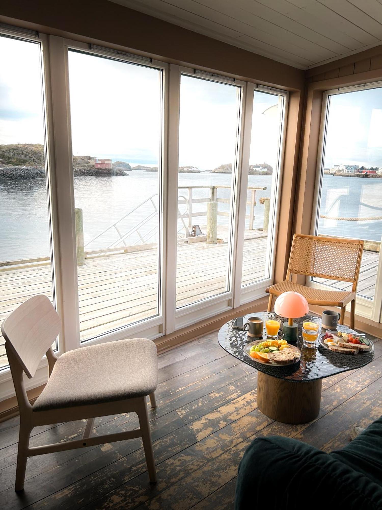 Skata Boutique Hotel Henningsvær Exterior foto