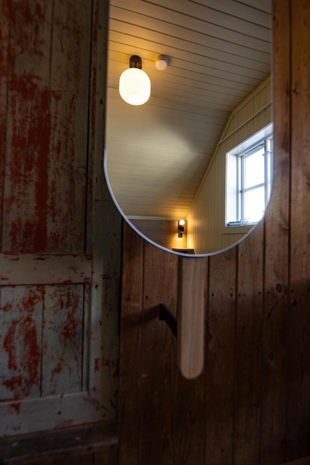 Skata Boutique Hotel Henningsvær Exterior foto