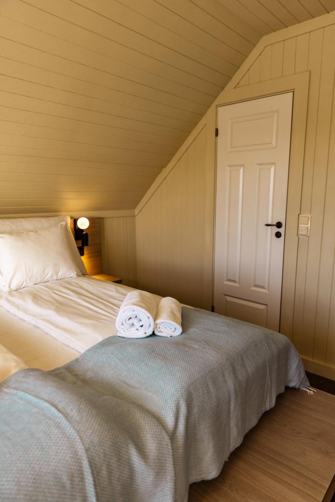 Skata Boutique Hotel Henningsvær Exterior foto