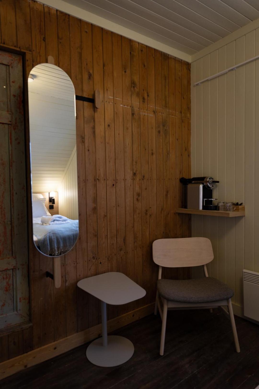 Skata Boutique Hotel Henningsvær Exterior foto