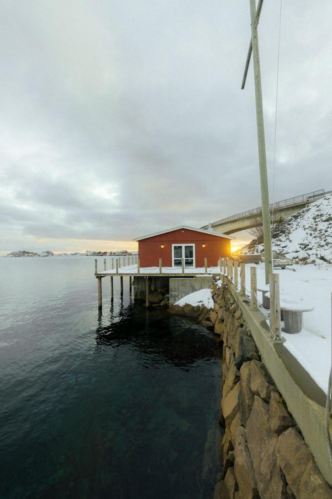 Skata Boutique Hotel Henningsvær Exterior foto