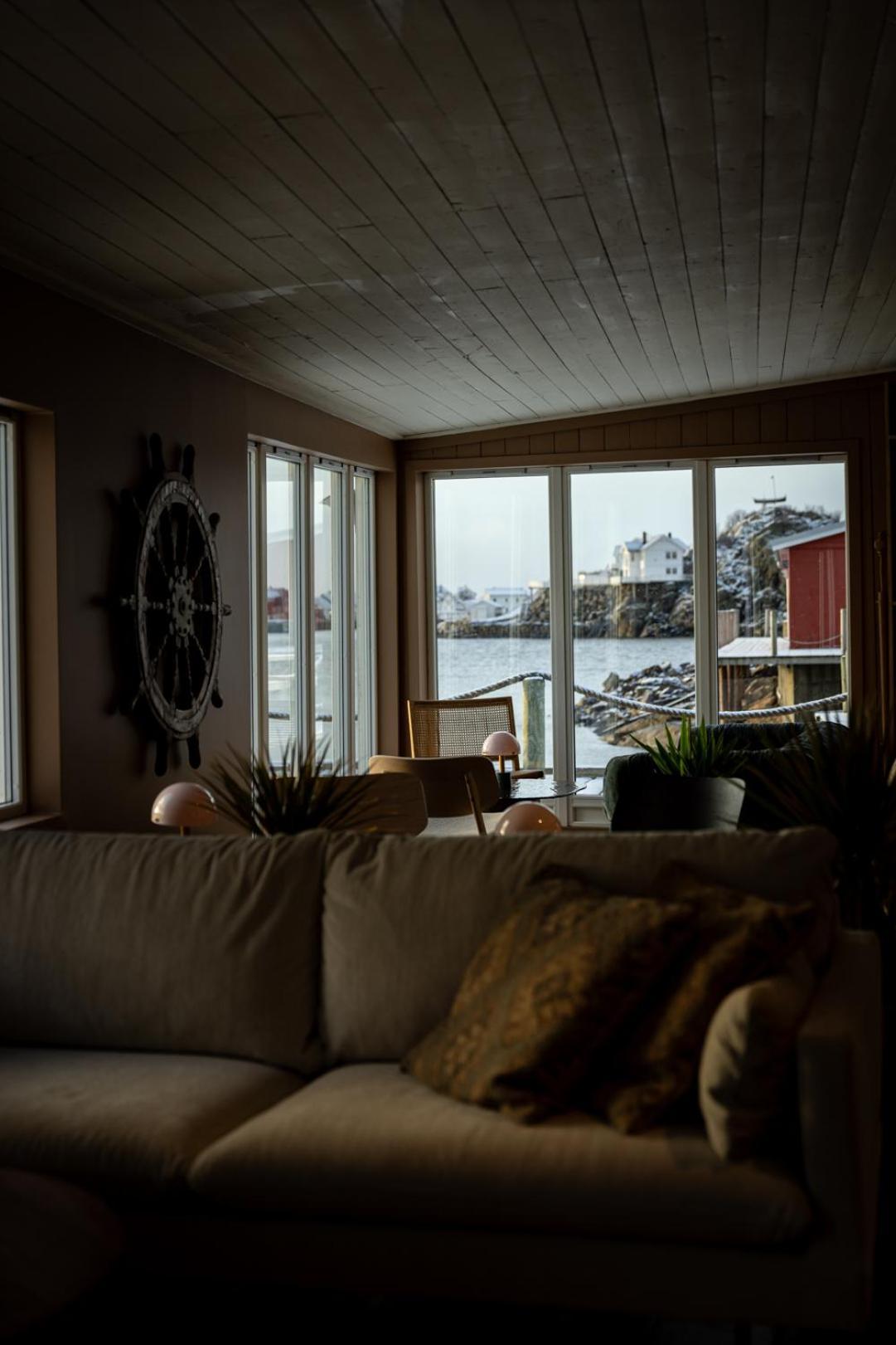Skata Boutique Hotel Henningsvær Exterior foto