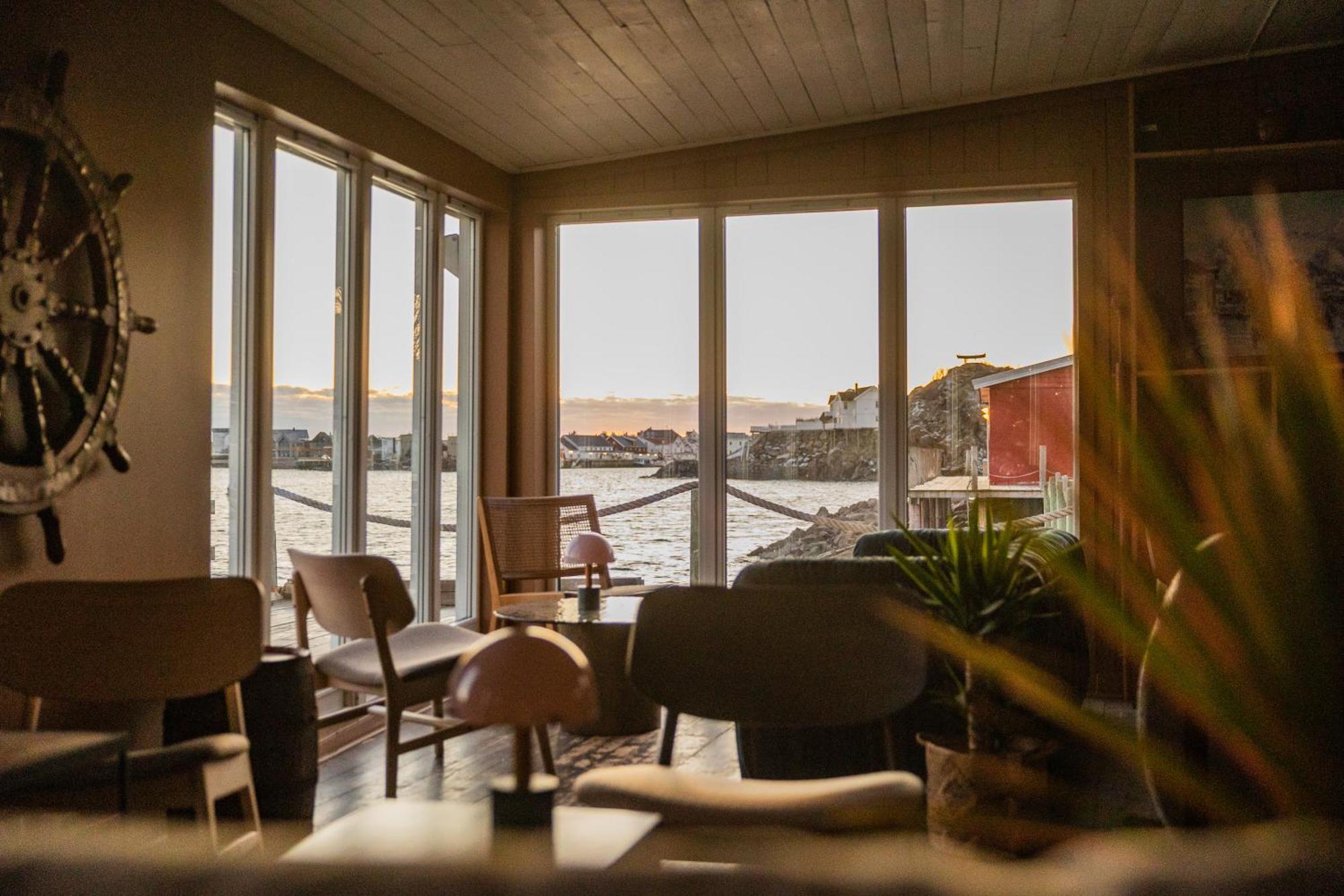 Skata Boutique Hotel Henningsvær Exterior foto
